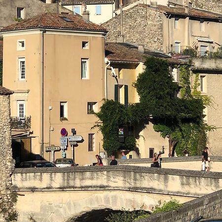 La Maison Du Pont Romain Vaison-la-Romaine Luaran gambar